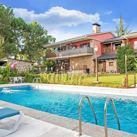 Rural Apartment With Shared Garden Pool And Spa กาลาปาการ์ ห้อง รูปภาพ