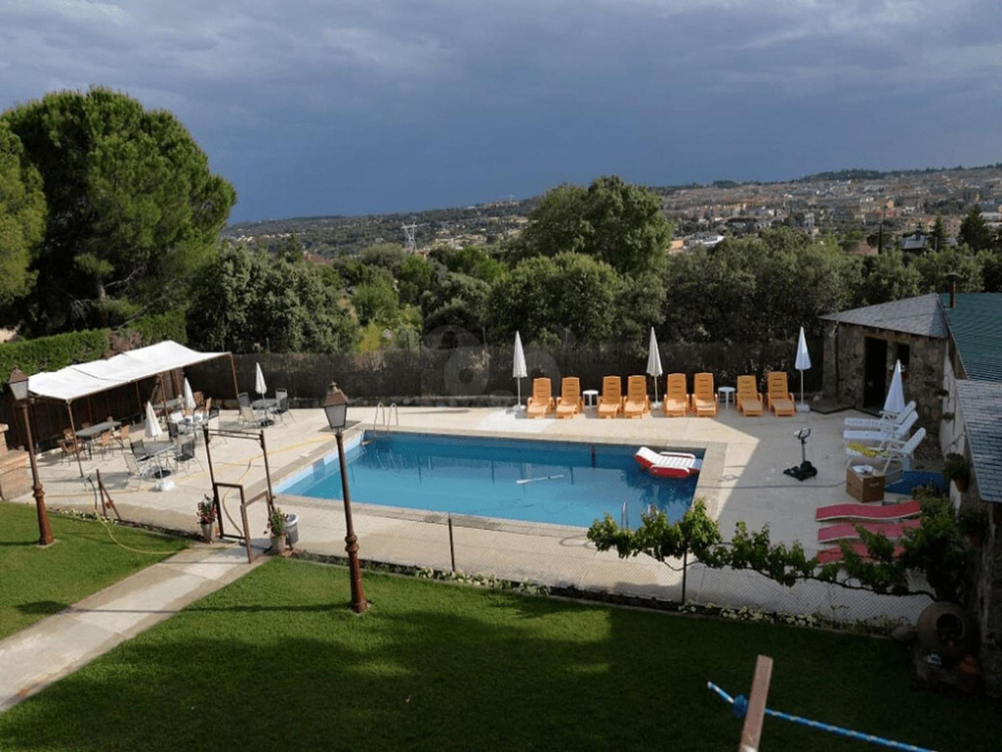 Rural Apartment With Shared Garden Pool And Spa กาลาปาการ์ ภายนอก รูปภาพ